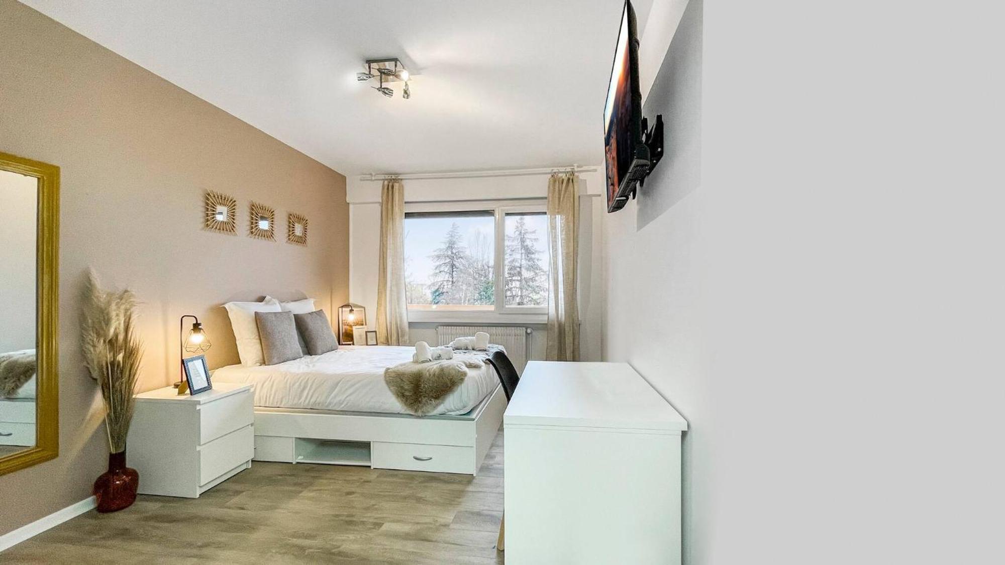 Homey La Coloc Mugi - Colocation Haut De Gamme - Chambres Privees - Balcon - Wifi Et Netflix - Proche Transports Commun 안마스 외부 사진