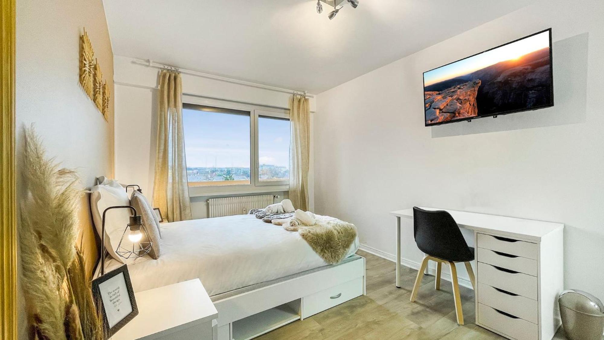 Homey La Coloc Mugi - Colocation Haut De Gamme - Chambres Privees - Balcon - Wifi Et Netflix - Proche Transports Commun 안마스 외부 사진