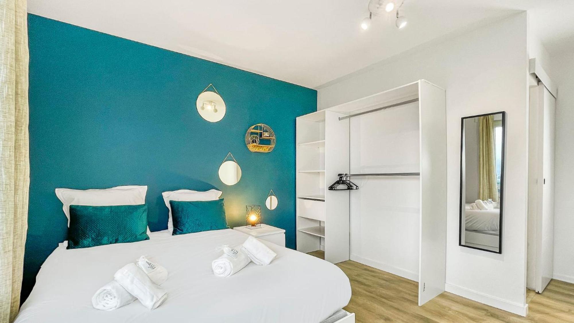 Homey La Coloc Mugi - Colocation Haut De Gamme - Chambres Privees - Balcon - Wifi Et Netflix - Proche Transports Commun 안마스 외부 사진